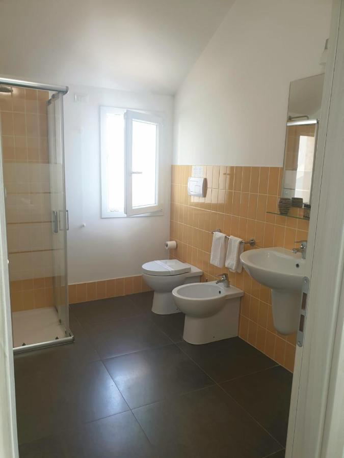 Hotel Grel Chiaramonte Gulfi Buitenkant foto